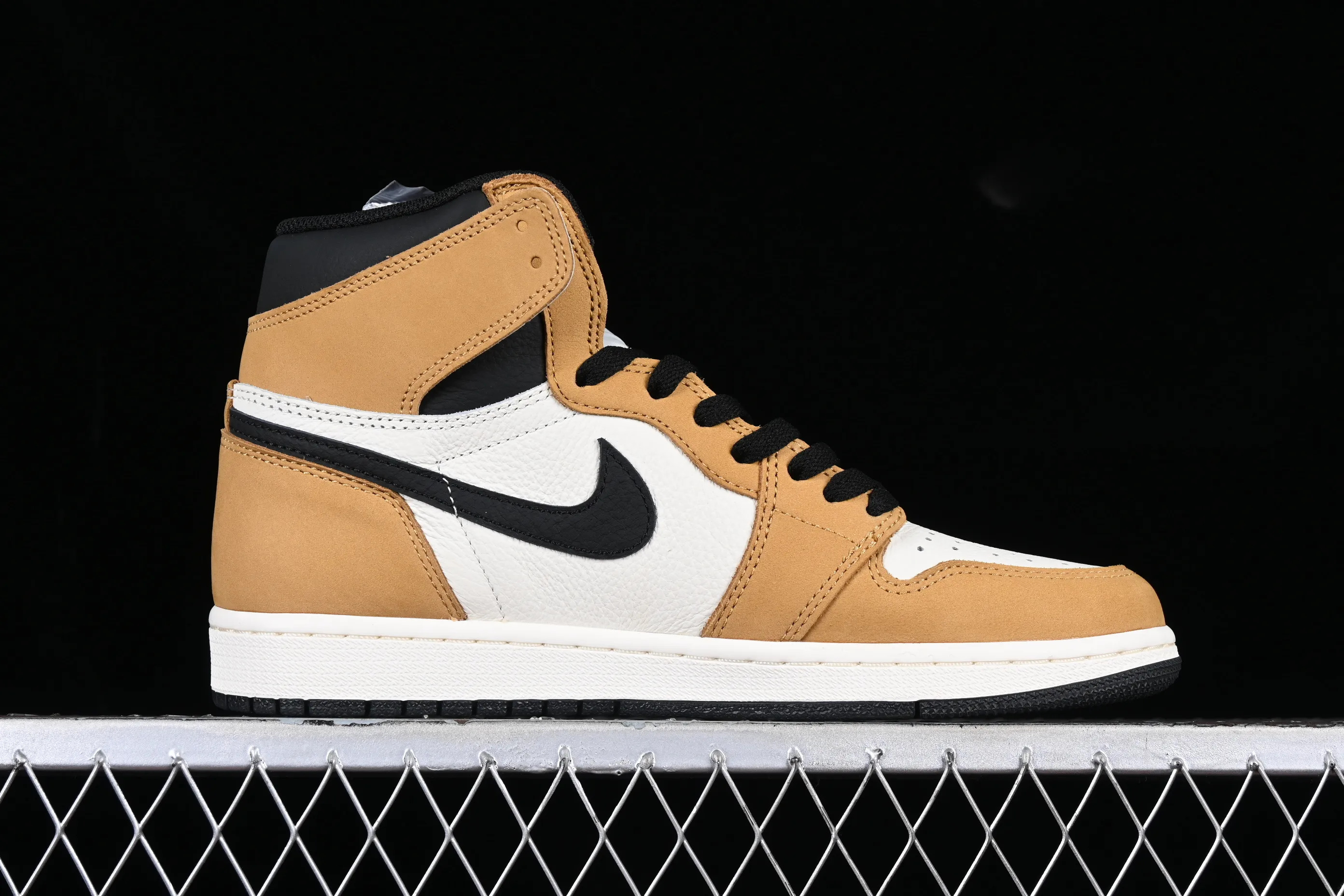 All categories Air Jordan Jordan series basketball shoes Air Jordan 1 High LJR version Air Jordan 1 Rookie Of the Year AJ1 Joe 1 black brown toe 555088-700